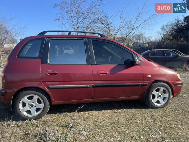 Червоний Хендай Матрікс, об'ємом двигуна 1.8 л та пробігом 250 тис. км за 2999 $, фото 7 на Automoto.ua