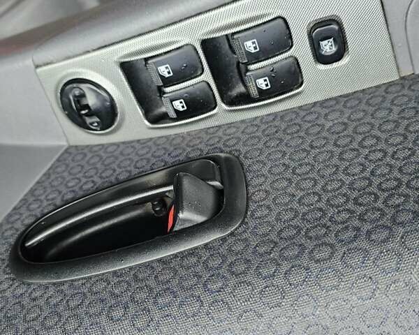 Червоний Хендай Матрікс, об'ємом двигуна 1.8 л та пробігом 200 тис. км за 2300 $, фото 17 на Automoto.ua