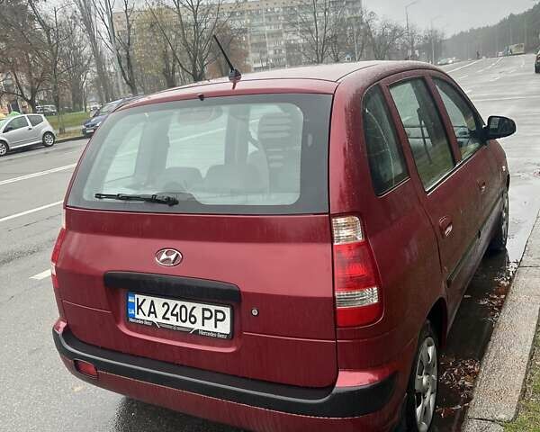 Красный Хендай Матрикс, объемом двигателя 1.6 л и пробегом 500 тыс. км за 4600 $, фото 7 на Automoto.ua