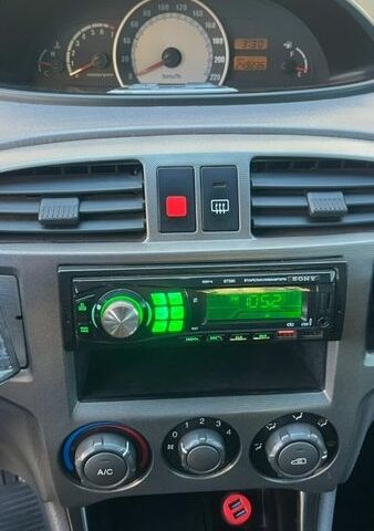 Червоний Хендай Матрікс, об'ємом двигуна 1.6 л та пробігом 249 тис. км за 4200 $, фото 10 на Automoto.ua