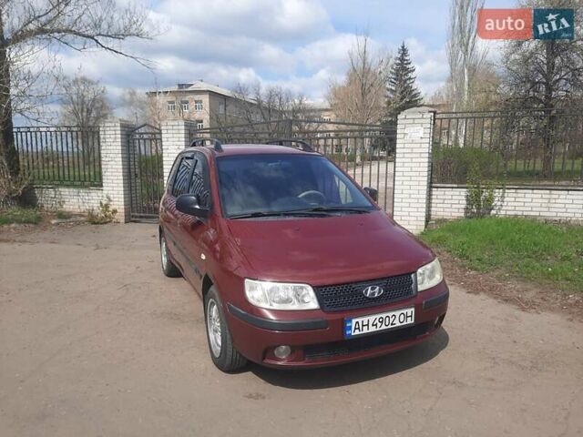 Червоний Хендай Матрікс, об'ємом двигуна 1.6 л та пробігом 258 тис. км за 4500 $, фото 3 на Automoto.ua