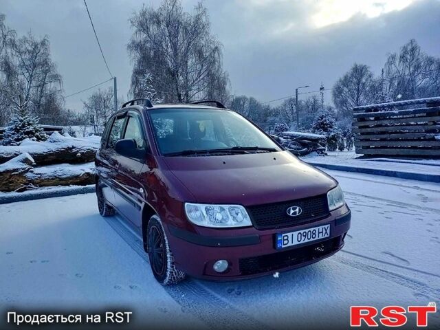 Красный Хендай Матрикс, объемом двигателя 1.8 л и пробегом 159 тыс. км за 5000 $, фото 1 на Automoto.ua