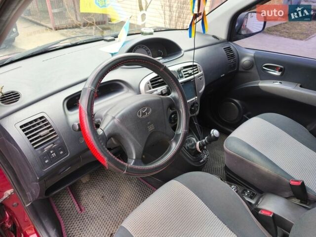 Красный Хендай Матрикс, объемом двигателя 1.5 л и пробегом 150 тыс. км за 5900 $, фото 9 на Automoto.ua