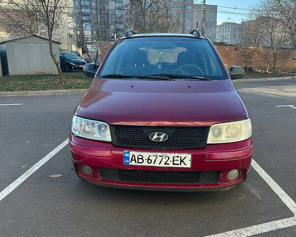 Красный Хендай Матрикс, объемом двигателя 1.6 л и пробегом 150 тыс. км за 2900 $, фото 2 на Automoto.ua