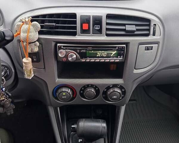 Хендай Матрикс, объемом двигателя 1.8 л и пробегом 269 тыс. км за 4800 $, фото 7 на Automoto.ua