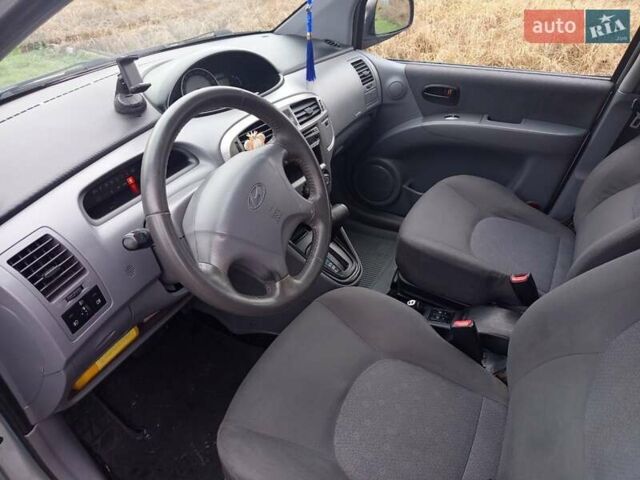 Хендай Матрикс, объемом двигателя 1.8 л и пробегом 269 тыс. км за 4800 $, фото 4 на Automoto.ua