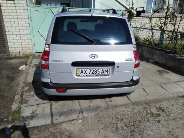 Серый Хендай Матрикс, объемом двигателя 1.6 л и пробегом 237 тыс. км за 2800 $, фото 10 на Automoto.ua