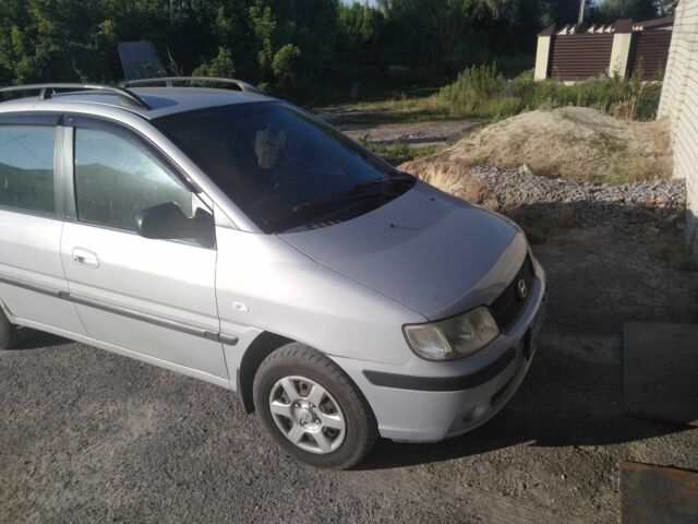 Серый Хендай Матрикс, объемом двигателя 1.6 л и пробегом 237 тыс. км за 2800 $, фото 5 на Automoto.ua