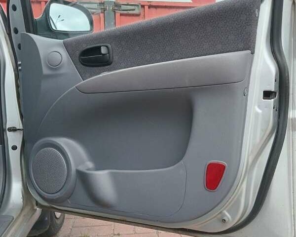 Сірий Хендай Матрікс, об'ємом двигуна 1.6 л та пробігом 109 тис. км за 4300 $, фото 6 на Automoto.ua