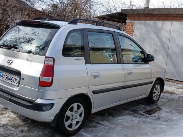 Сірий Хендай Матрікс, об'ємом двигуна 1.8 л та пробігом 283 тис. км за 4099 $, фото 5 на Automoto.ua