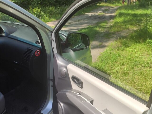 Серый Хендай Матрикс, объемом двигателя 1.5 л и пробегом 213 тыс. км за 4999 $, фото 8 на Automoto.ua