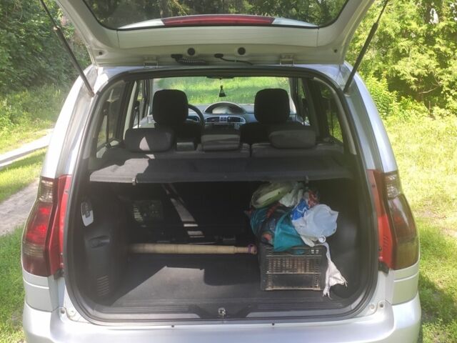 Серый Хендай Матрикс, объемом двигателя 1.5 л и пробегом 213 тыс. км за 4999 $, фото 7 на Automoto.ua