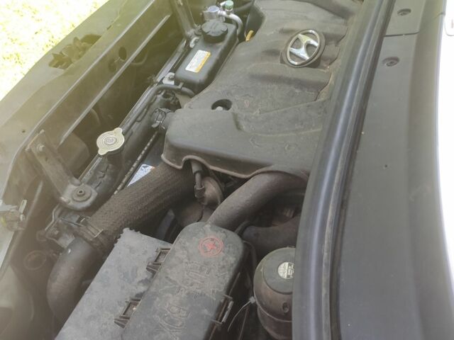 Серый Хендай Матрикс, объемом двигателя 1.5 л и пробегом 213 тыс. км за 4999 $, фото 13 на Automoto.ua