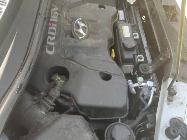 Серый Хендай Матрикс, объемом двигателя 1.5 л и пробегом 213 тыс. км за 4999 $, фото 12 на Automoto.ua