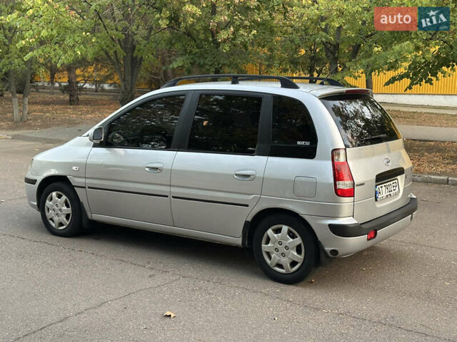 Сірий Хендай Матрікс, об'ємом двигуна 1.8 л та пробігом 156 тис. км за 4600 $, фото 7 на Automoto.ua