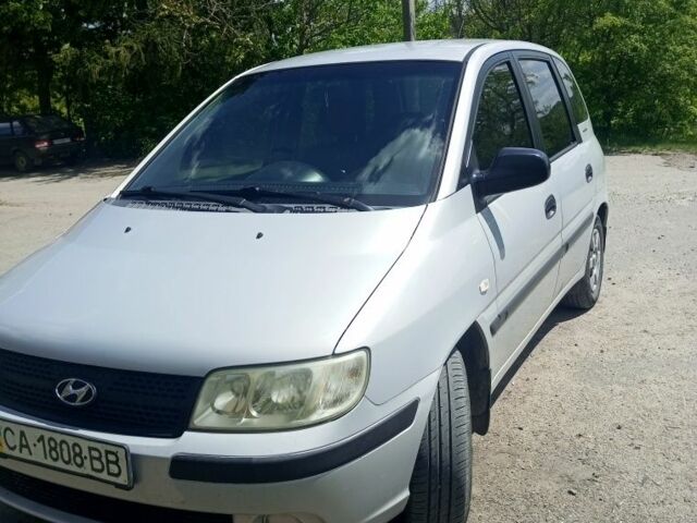 Серый Хендай Матрикс, объемом двигателя 1.6 л и пробегом 275 тыс. км за 4499 $, фото 6 на Automoto.ua