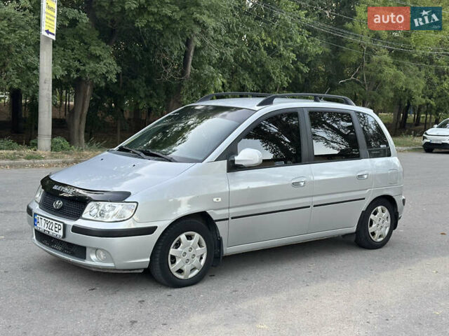 Серый Хендай Матрикс, объемом двигателя 1.8 л и пробегом 156 тыс. км за 4600 $, фото 16 на Automoto.ua