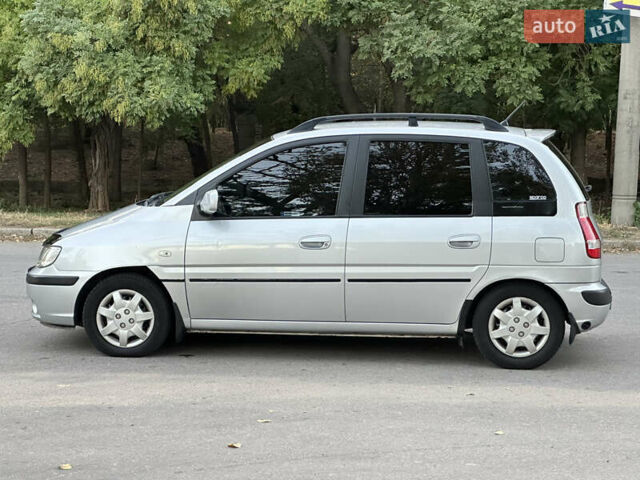 Сірий Хендай Матрікс, об'ємом двигуна 1.8 л та пробігом 156 тис. км за 4600 $, фото 5 на Automoto.ua