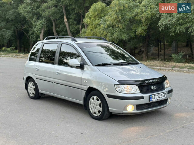 Серый Хендай Матрикс, объемом двигателя 1.8 л и пробегом 156 тыс. км за 4600 $, фото 26 на Automoto.ua