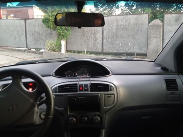 Серый Хендай Матрикс, объемом двигателя 1.6 л и пробегом 275 тыс. км за 4499 $, фото 17 на Automoto.ua