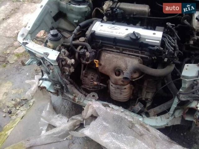 Сірий Хендай Матрікс, об'ємом двигуна 1.6 л та пробігом 126 тис. км за 2500 $, фото 12 на Automoto.ua