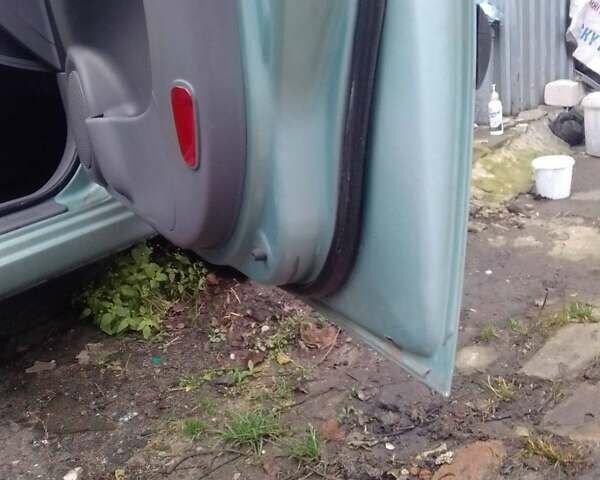 Сірий Хендай Матрікс, об'ємом двигуна 1.6 л та пробігом 126 тис. км за 2500 $, фото 5 на Automoto.ua