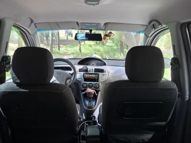 Сірий Хендай Матрікс, об'ємом двигуна 1.8 л та пробігом 196 тис. км за 5500 $, фото 7 на Automoto.ua