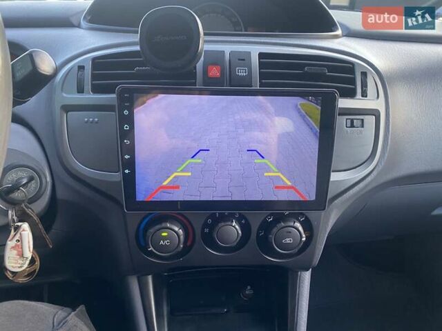 Хендай Матрікс 2006 у Тернополі на Automoto.ua Сірий Хендай Матрікс, об'ємом двигуна 1.6 л та пробігом 105 тис. км за 3900 $, фото 5 на Automoto.ua