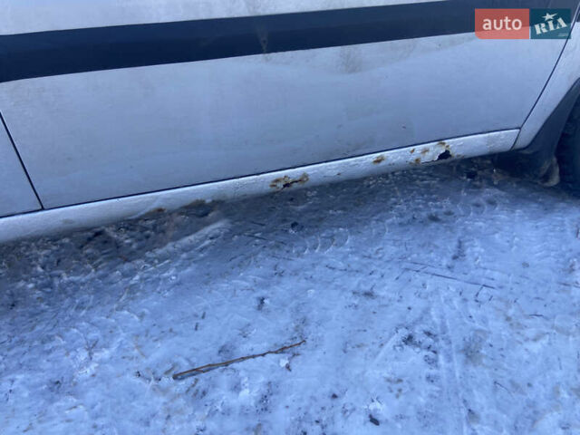 Сірий Хендай Матрікс, об'ємом двигуна 1.6 л та пробігом 155 тис. км за 3000 $, фото 3 на Automoto.ua