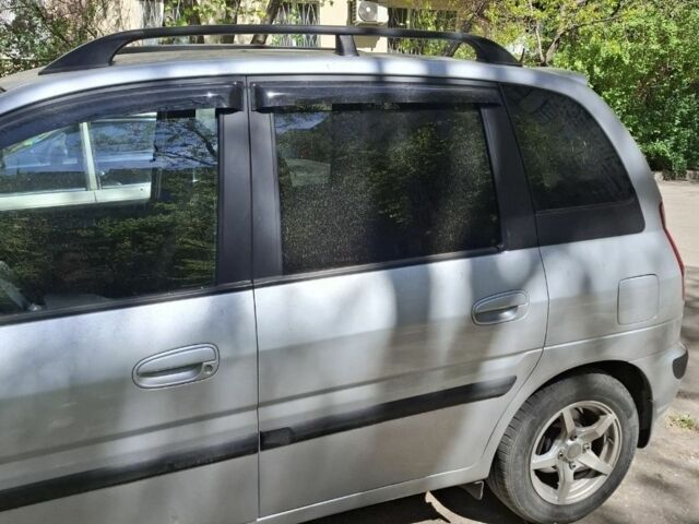 Сірий Хендай Матрікс, об'ємом двигуна 1.8 л та пробігом 196 тис. км за 5500 $, фото 4 на Automoto.ua