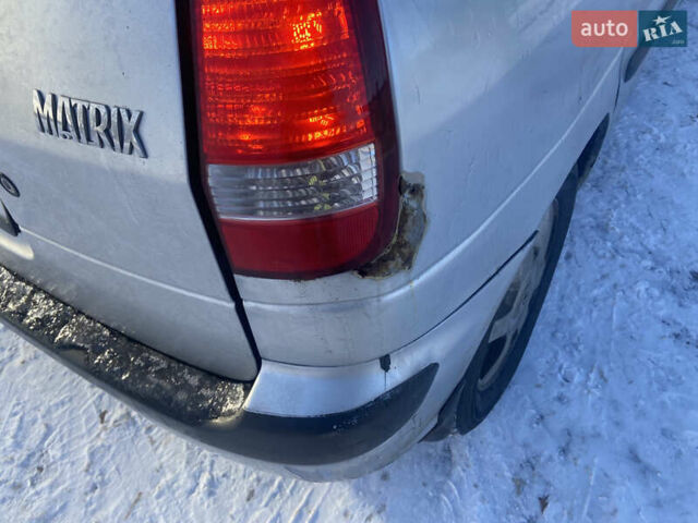 Сірий Хендай Матрікс, об'ємом двигуна 1.6 л та пробігом 155 тис. км за 3000 $, фото 2 на Automoto.ua