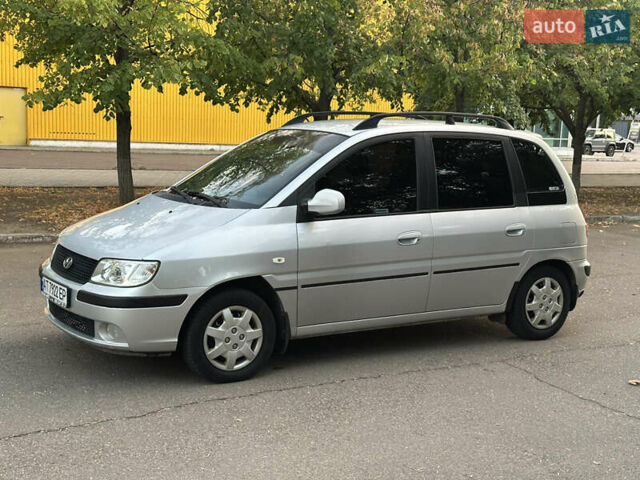 Сірий Хендай Матрікс, об'ємом двигуна 1.8 л та пробігом 156 тис. км за 4600 $, фото 2 на Automoto.ua
