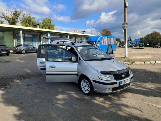 Серый Хендай Матрикс, объемом двигателя 1.8 л и пробегом 250 тыс. км за 3600 $, фото 14 на Automoto.ua