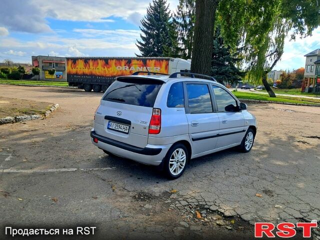 Сірий Хендай Матрікс, об'ємом двигуна 1.8 л та пробігом 250 тис. км за 3600 $, фото 1 на Automoto.ua