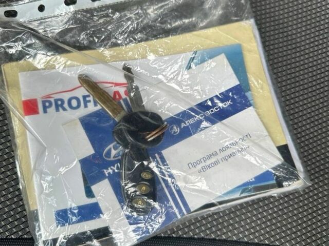 Сірий Хендай Матрікс, об'ємом двигуна 1.6 л та пробігом 220 тис. км за 4000 $, фото 9 на Automoto.ua
