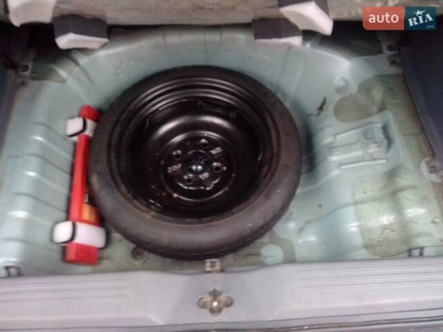 Сірий Хендай Матрікс, об'ємом двигуна 1.6 л та пробігом 126 тис. км за 2500 $, фото 15 на Automoto.ua