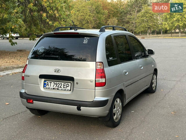 Сірий Хендай Матрікс, об'ємом двигуна 1.8 л та пробігом 156 тис. км за 4600 $, фото 9 на Automoto.ua