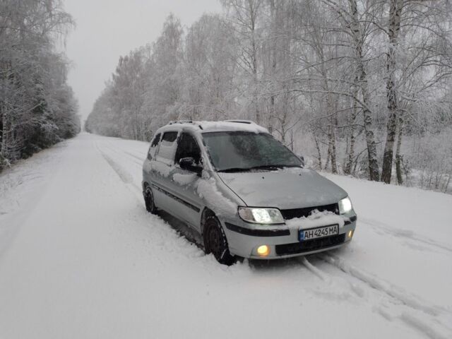 Серый Хендай Матрикс, объемом двигателя 1.6 л и пробегом 152 тыс. км за 3100 $, фото 5 на Automoto.ua