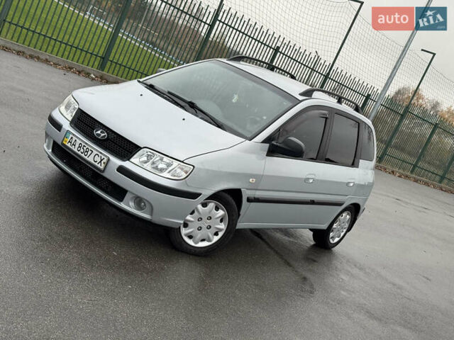 Сірий Хендай Матрікс, об'ємом двигуна 1.6 л та пробігом 147 тис. км за 4800 $, фото 6 на Automoto.ua