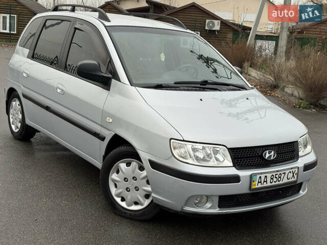 Сірий Хендай Матрікс, об'ємом двигуна 1.6 л та пробігом 147 тис. км за 4800 $, фото 2 на Automoto.ua