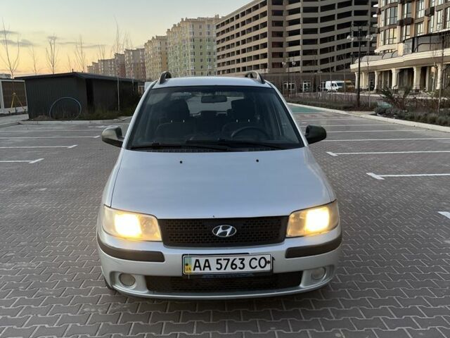 Сірий Хендай Матрікс, об'ємом двигуна 1.6 л та пробігом 230 тис. км за 3500 $, фото 3 на Automoto.ua