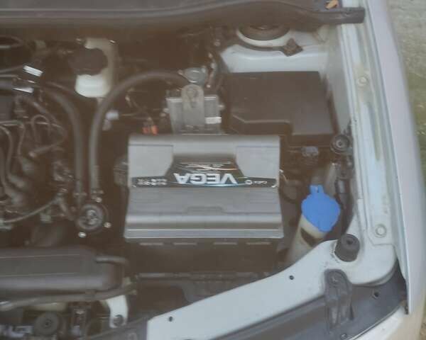 Серый Хендай Матрикс, объемом двигателя 1.6 л и пробегом 183 тыс. км за 3650 $, фото 13 на Automoto.ua