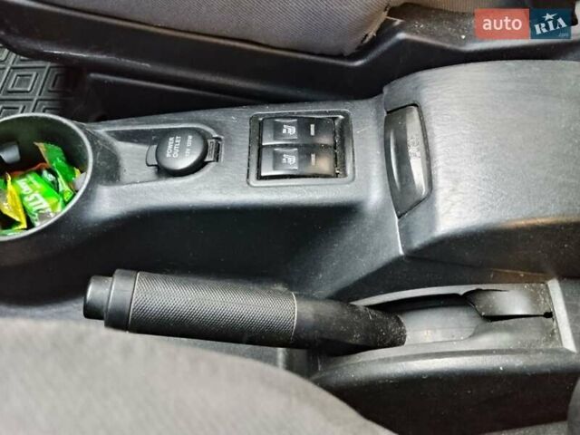 Сірий Хендай Матрікс, об'ємом двигуна 1.49 л та пробігом 150 тис. км за 4200 $, фото 15 на Automoto.ua