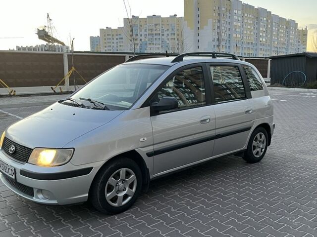 Сірий Хендай Матрікс, об'ємом двигуна 1.6 л та пробігом 230 тис. км за 3500 $, фото 1 на Automoto.ua