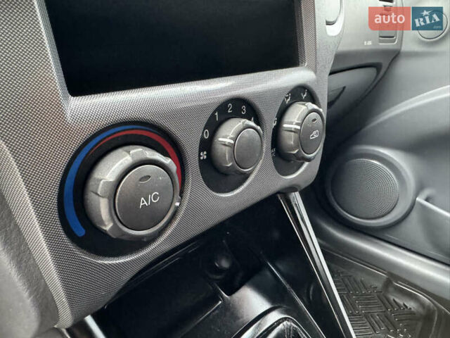 Сірий Хендай Матрікс, об'ємом двигуна 1.6 л та пробігом 147 тис. км за 4800 $, фото 37 на Automoto.ua