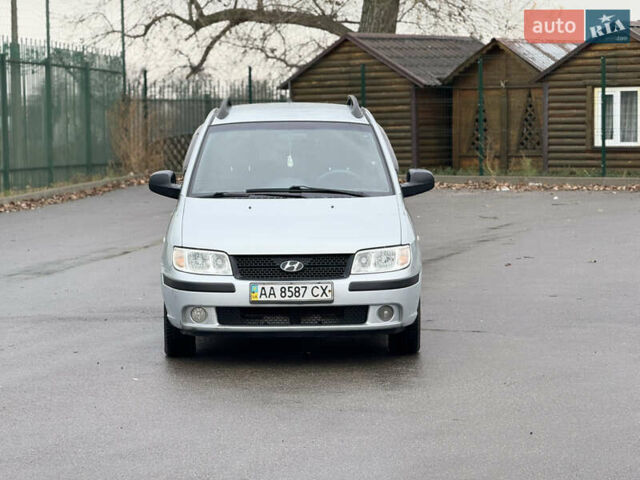 Сірий Хендай Матрікс, об'ємом двигуна 1.6 л та пробігом 147 тис. км за 4800 $, фото 17 на Automoto.ua