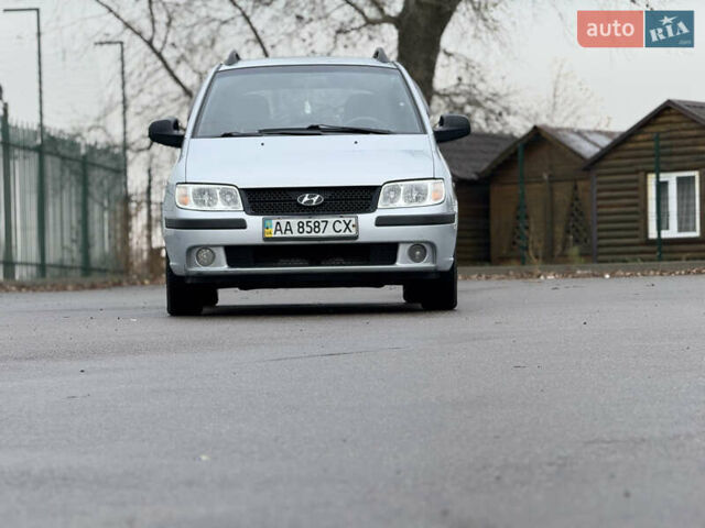 Сірий Хендай Матрікс, об'ємом двигуна 1.6 л та пробігом 147 тис. км за 4800 $, фото 16 на Automoto.ua