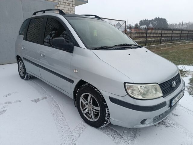 Сірий Хендай Матрікс, об'ємом двигуна 1.6 л та пробігом 400 тис. км за 2900 $, фото 1 на Automoto.ua