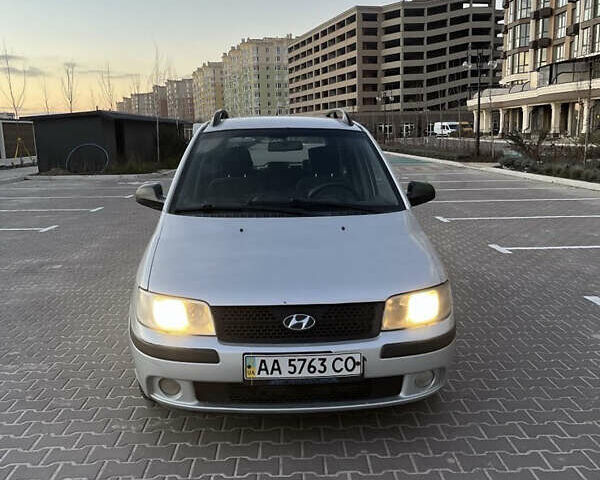 Сірий Хендай Матрікс, об'ємом двигуна 1.6 л та пробігом 250 тис. км за 3400 $, фото 4 на Automoto.ua