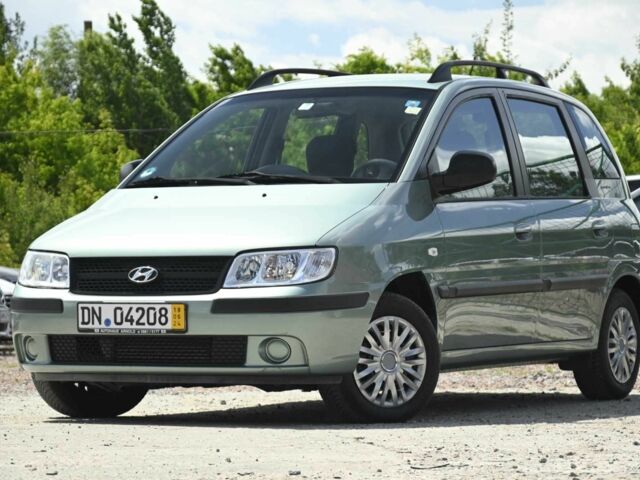 Серый Хендай Матрикс, объемом двигателя 1.5 л и пробегом 116 тыс. км за 5650 $, фото 3 на Automoto.ua